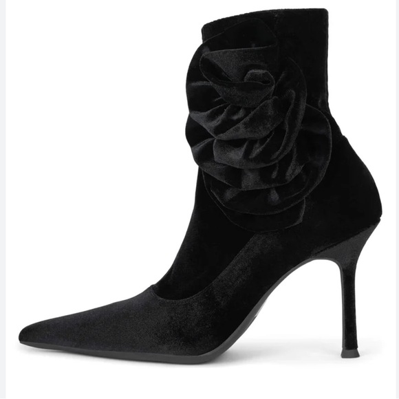 Jeffrey Campbell Shoes - Jeffrey Campbell Florette Floral Sock Booties Black Pointed Toe Stiletto Boots